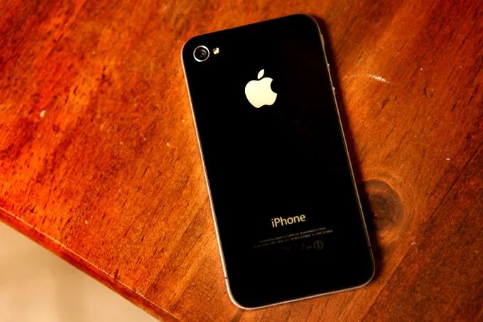 iPhone 4 Price in Pakistan